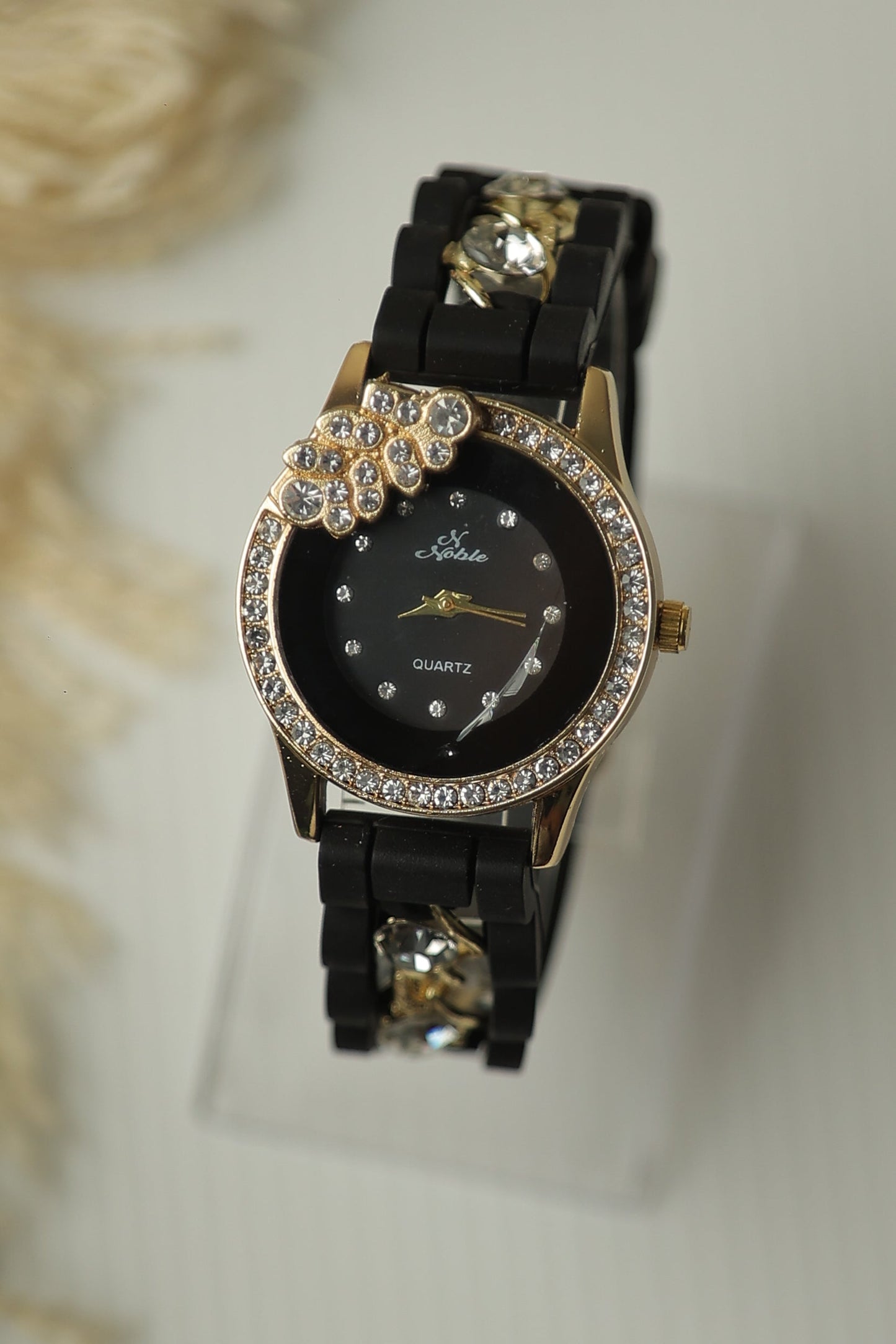 Noble Quartz Black